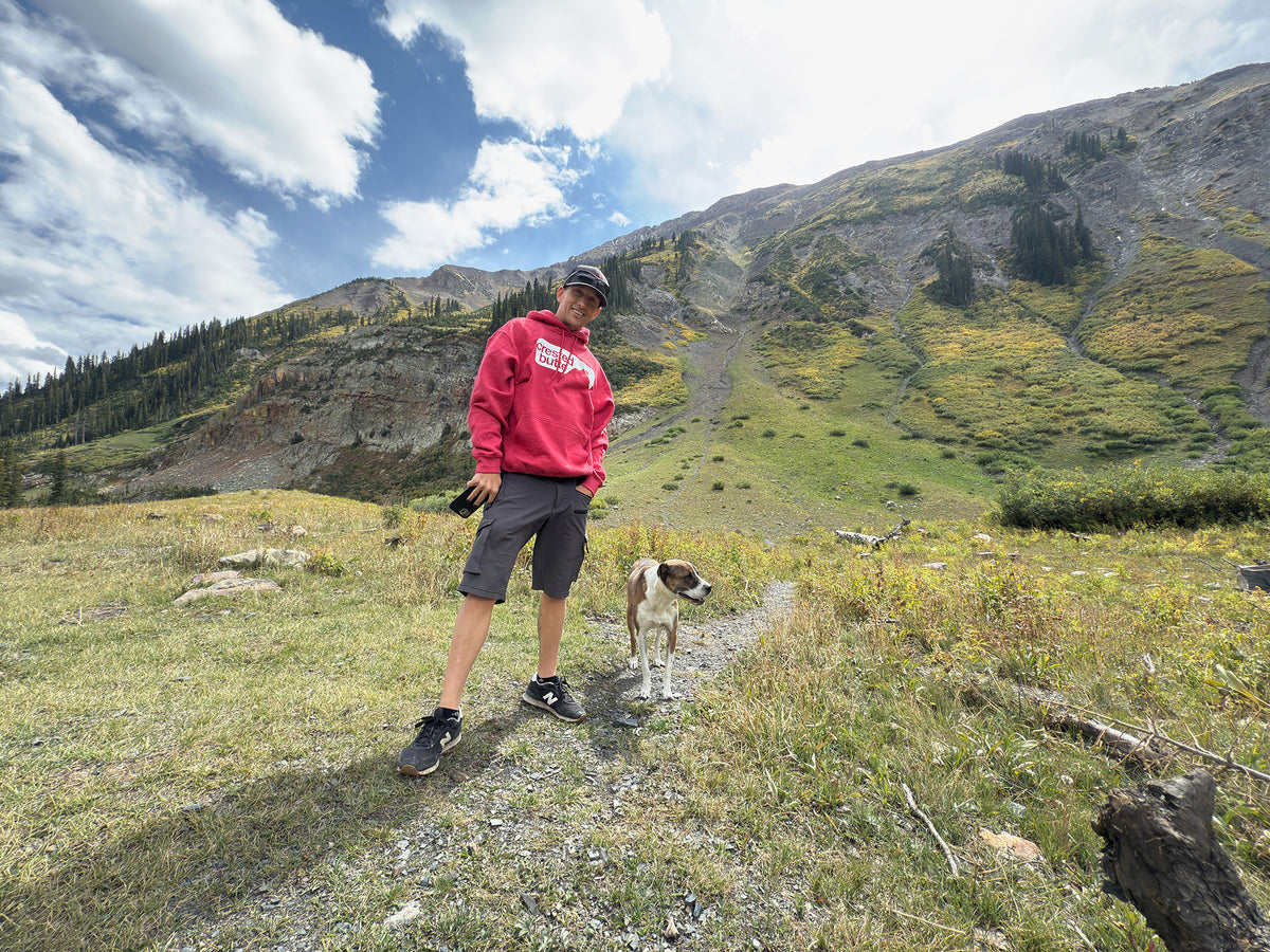 Justin Boozer About Us – GLDN MTN